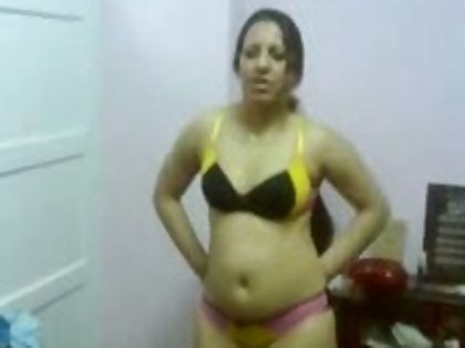 Egyptian Arab woman big tits sucking blarney licking balls